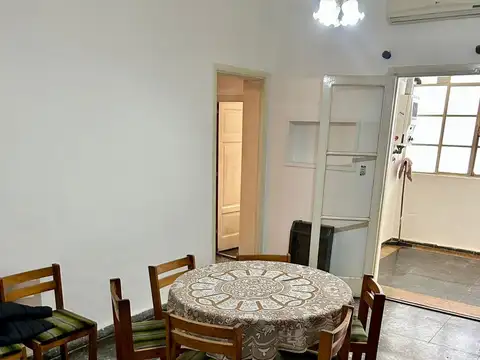 La Rioja 1100, Piso PB