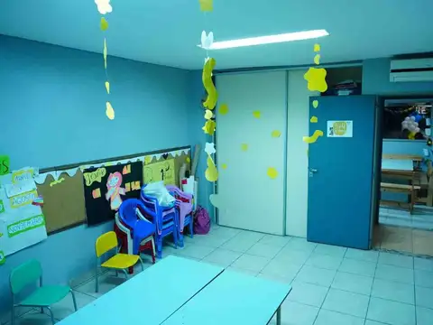 VENTA LOCAL CIUDADELA CON  3 VIVIENDAS  1200m²