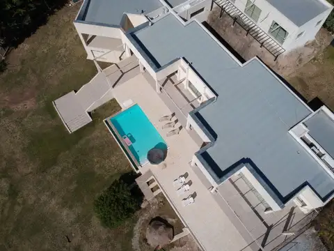 Casa en Venta en Villa Carlos Paz, USD 1.350.000