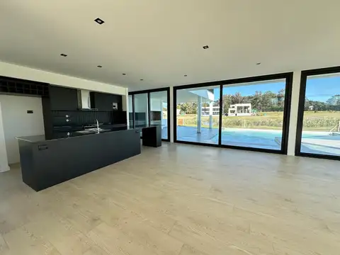 Casa en Venta en Rumenco Joven, USD 500.000