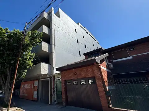 DEPARTAMENTO EN VENTA DEVOTO 2 AMBIENTES BALCON