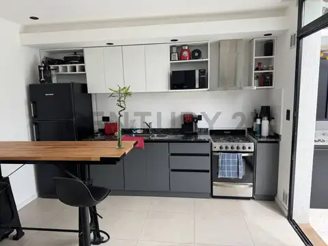 Duplex en VENTA dos dormitorios City Bell