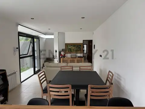 461B y 13C 100, Piso 0