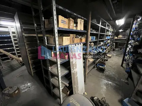 Galpon en Venta 10  mts Frente