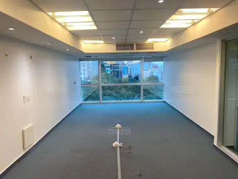 Oficina en Venta 25 años