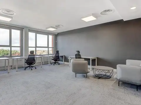 Oficina en Alquiler en Carrasco , USD 1.749