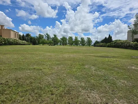 Terreno en Venta 57  mts Frente