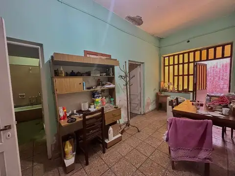 VENTA CASONA B. SAN MARTÍN CERCA DEL CENTRO DE CBA