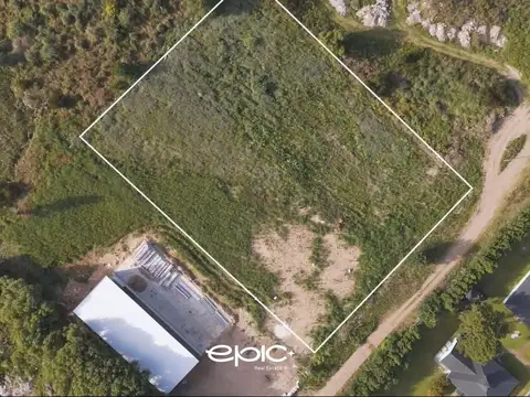 Venta Depósito en Madariaga Nave 100