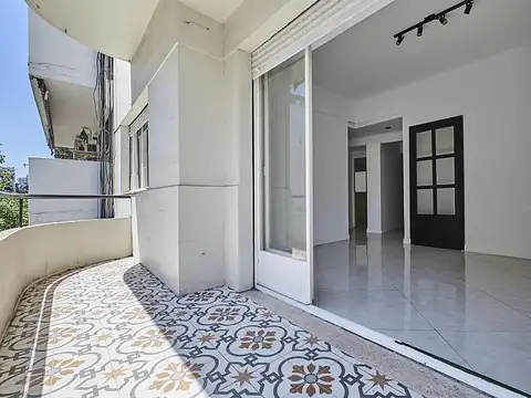 Departamento 3 ambientes Reciclado Luminoso al frente con vista en Palermo