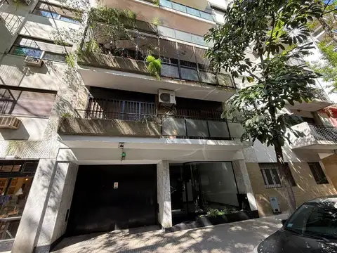 VENTA DEPARTAMENTO 5 AMBIENTES CON PATIO Y BALCON