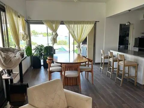 Casa en Las Clavelinas 3271