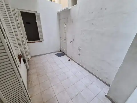 Fray J. Sarmiento 1400, Piso PB