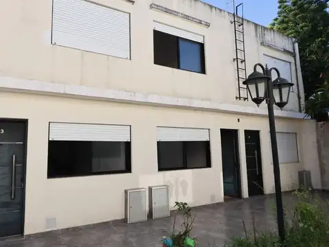 Depto Tipo Casa en Venta al Oeste