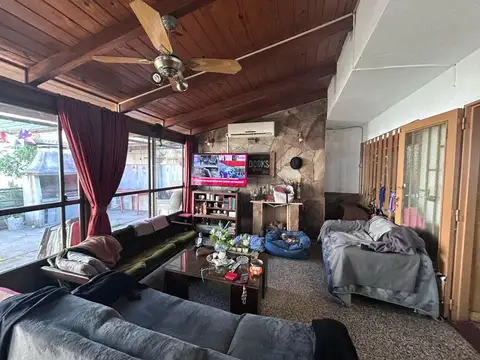 Casa en Venta en Barrio Matheu, USD 130.000