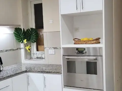 Hipolito yrigoyen 400