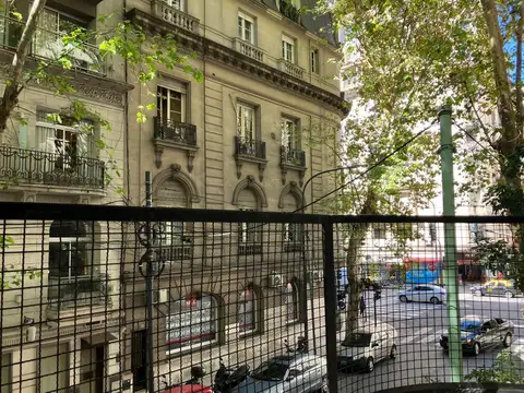 EDIFICIO DE EXCELENTE CATEGORIA