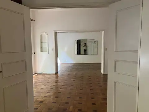 Departamento 5 ambientes con 2 baños