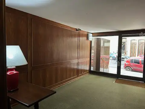 Departamento dos ambientes en venta en Caballito