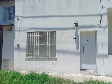 CÓMODO DEPARTAMENTO 1 DORMITORIO CON PATIO PLANTA BAJA SAN LUIS 5545