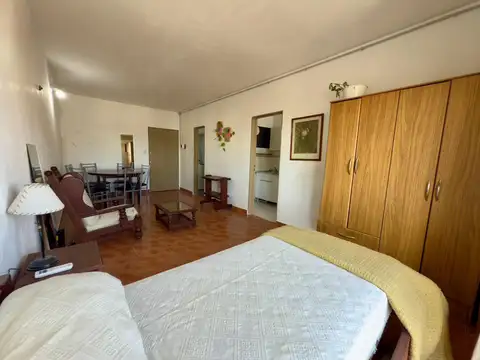 ALQUILER DE MONOAMBIENTE AMOBLADO- BARRACAS