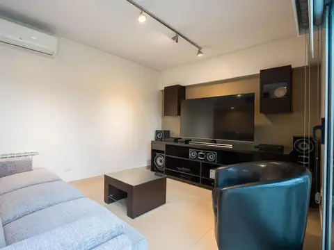 Lacroze 4700, Piso 12