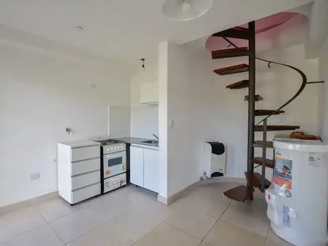 Boulevar 84 e/ 69 y 70 100