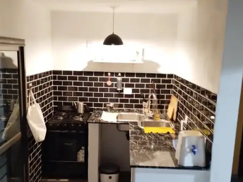 Casa 5 ambientes con 1 baño