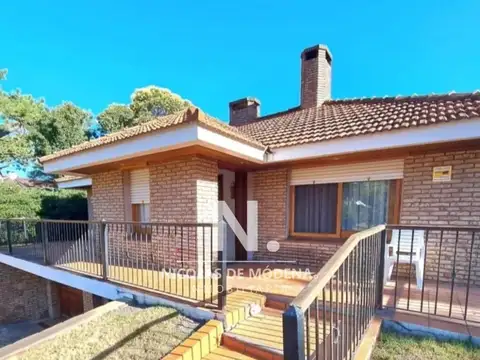 Casa en Alquiler Temporal en Playa Mansa, USD 7.500