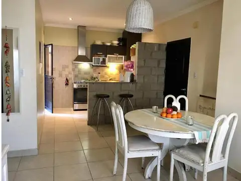 Depto Tipo Casa en Venta de 3 ambientes