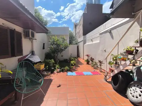 Depto Tipo Casa en Venta en Liniers, USD 145.000
