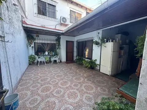Depto Tipo Casa 4 ambientes con 1 baño