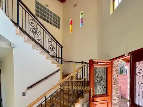 Casa en Alquiler de 5 dormitorios