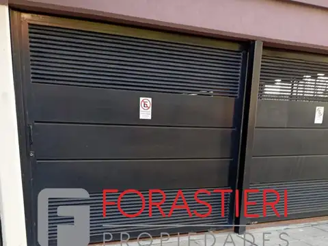 Las Heras 1100 (COCHERA)