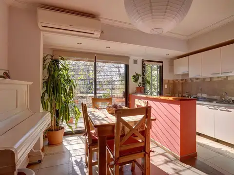 Depto Tipo Casa en Venta de 3 ambientes
