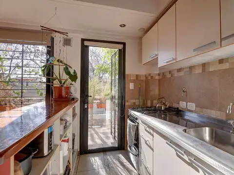 Depto Tipo Casa en Venta en Monte Castro, USD 205.000