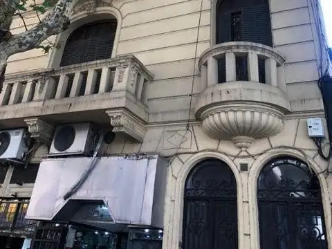 Av. Corrientes 3700 PH 4 Amb C/Patio Entrada Indep, Almagro