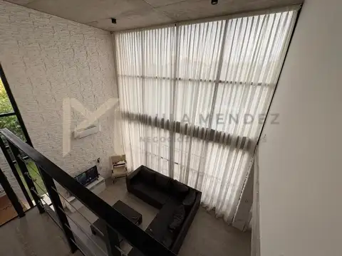 Casa en Venta con 4 cocheras