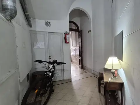Depto Tipo Casa en Venta 80 años