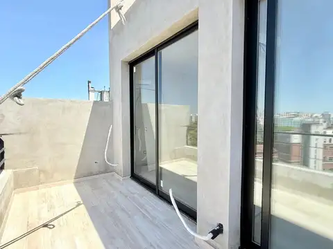 3 ambientes  balcón aterrazado - P.Centenario