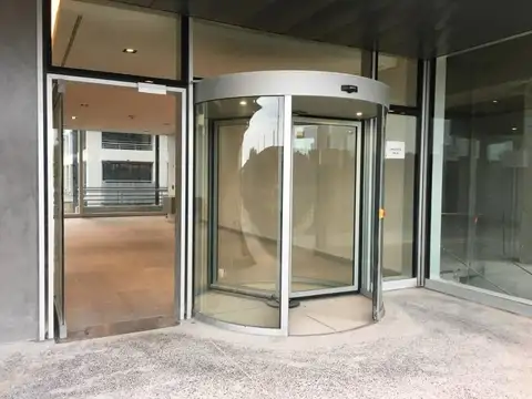 Oficina en Venta con 2 cocheras