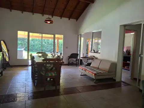 Venta casa 4 amb.pileta Barrio Las Fuentes Ezeiza