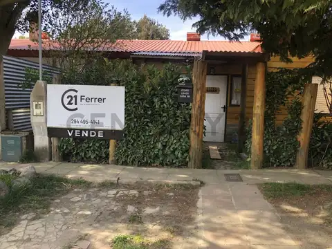 Casa 7 ambientes con 2 baños