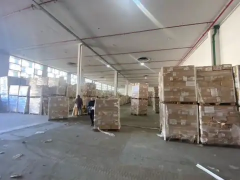 Galpon en Alquiler en Villa Ballester, USD 1