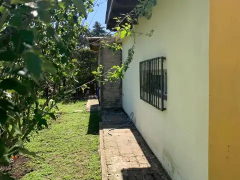 Quinta en Venta en Agustin Roca, $ 82.000