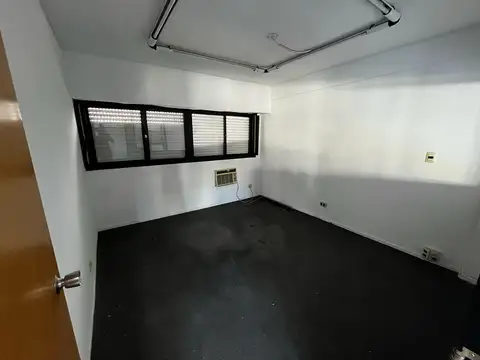 Oficina en Alquiler al Sur