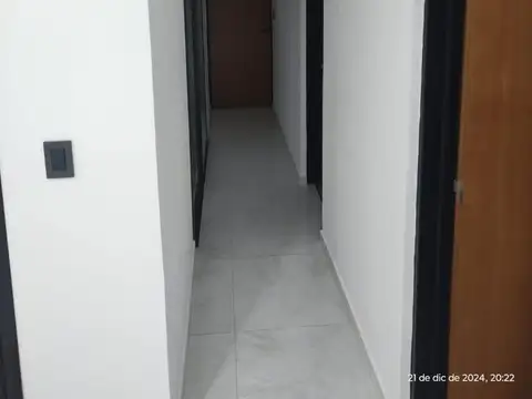 Casa 3 ambientes con 2 baños