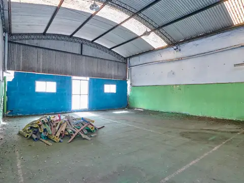 Venta Lote en Av. Juan de Garay y Pichincha 8,70m x 19m en Parque Patricios.