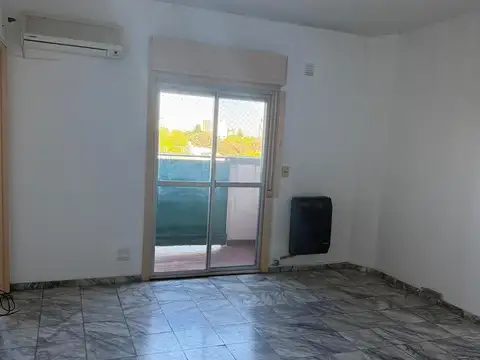 Vte Lopez 1700, Piso 4