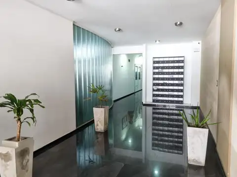 Juan Manuel De Rosas 1300 1300, Piso 5